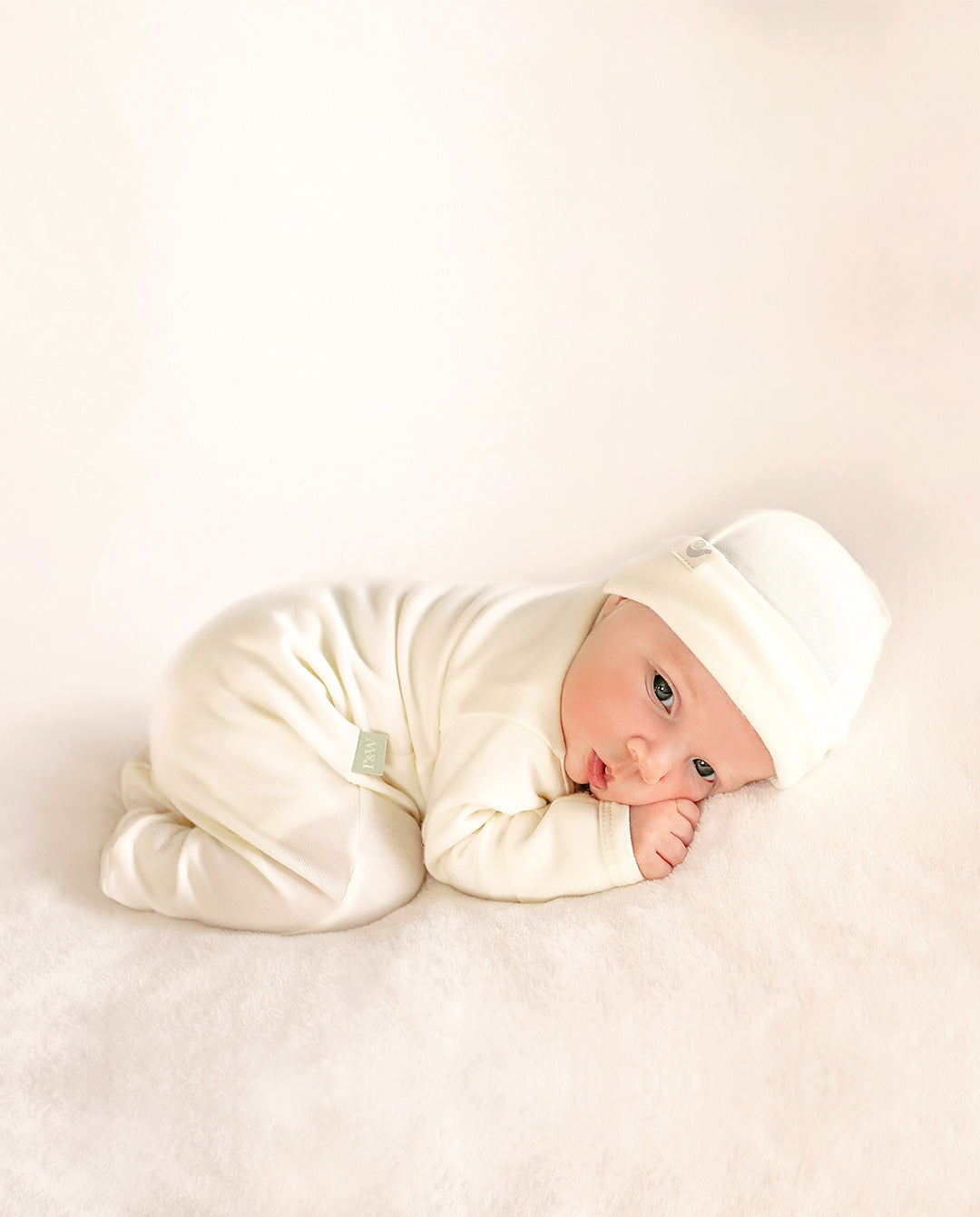 newborn baby clothes