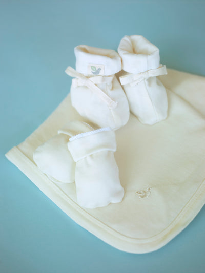 cream baby merino wool booties